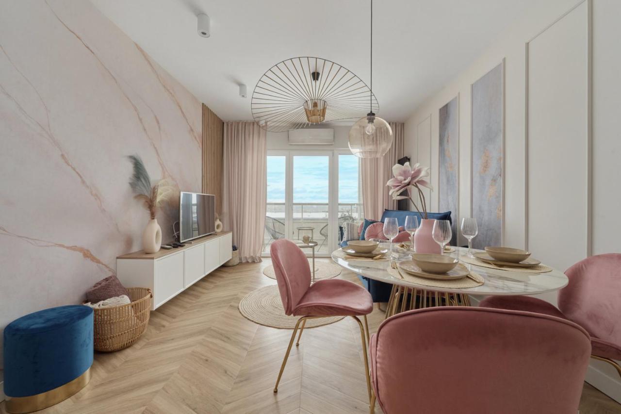 Elegant Apartment With Balcony Krakowska Wroclaw By Renters Prestige Zewnętrze zdjęcie